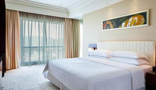 Traditional King Rooms, Guest room, 1 King, City view