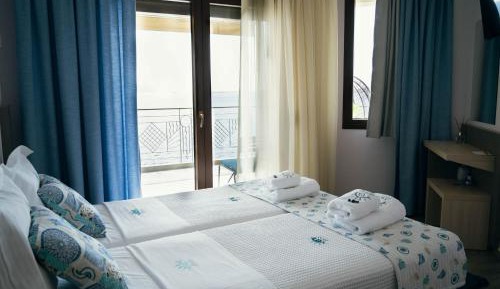 Two-Bedroom Apartment with Sea View