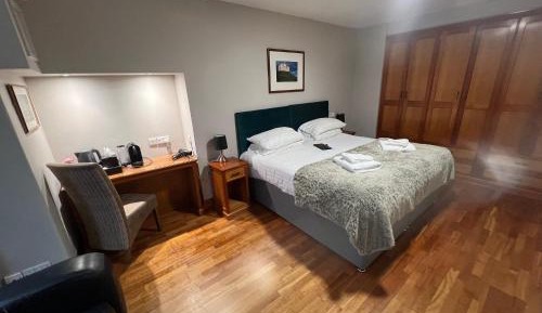 Superior King or Twin Room