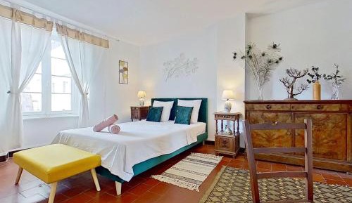 Double Room with Shared Bathroom