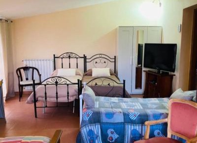 Triple Room with Private Bathroom