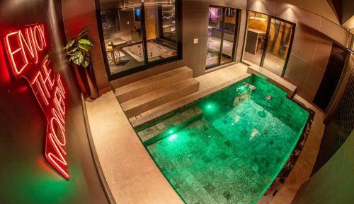 Suite with Private Pool