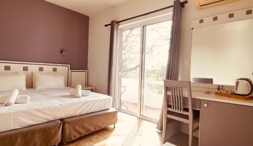 Double Room with Private Bathroom