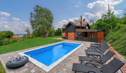 Two-Bedroom Holiday Home