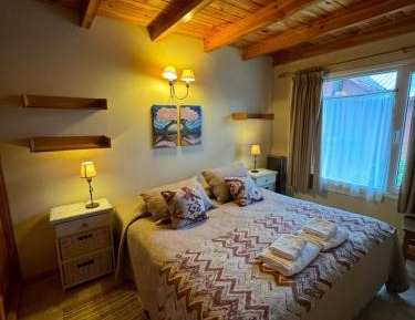 Apartment with Mountain View