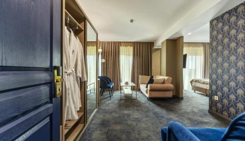 Superior Suite