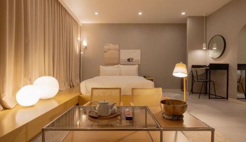 Large Double Room