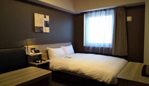 Semi Double Room - Non-Smoking 