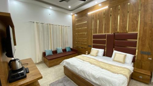 Triple Room with Mountain View