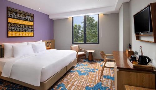 Deluxe Queen Room