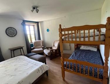 Quadruple Room with Shared Bathroom