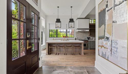 Four-Bedroom Holiday Home