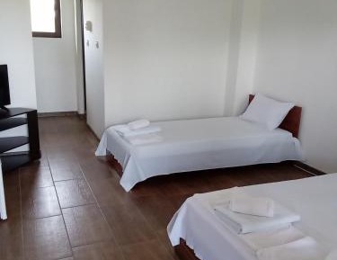 Basic Triple Room