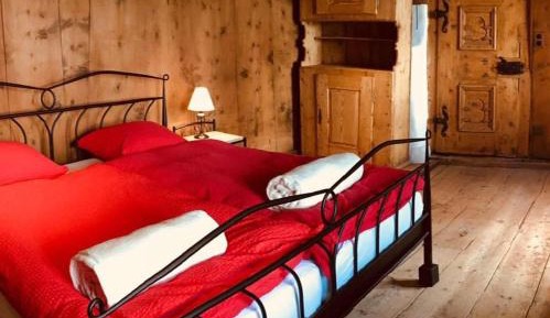 Double Room with Shared Bathroom
