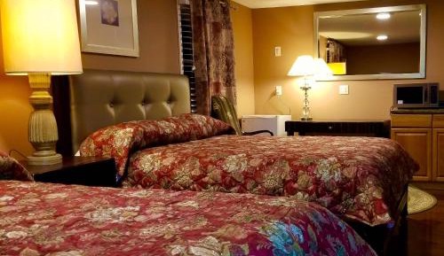 Superior Queen Room with Two Queen Beds