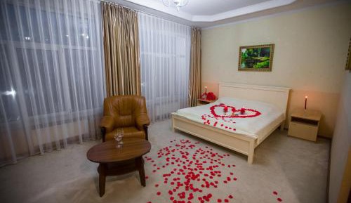 Large Double Room