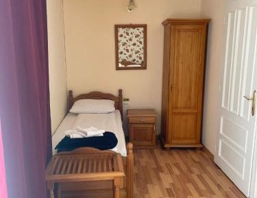 Comfort Triple Room with Shower