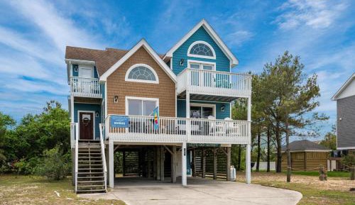 Three-Bedroom Holiday Home 
