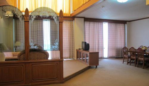 Presidential Suite