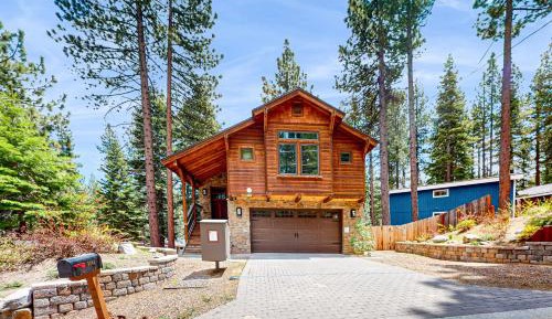 Four bedroom holiday home 