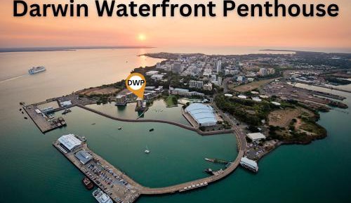 Three-Bedroom Apartment with Water View