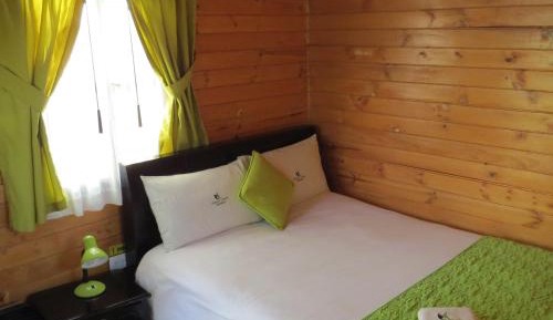 One-Bedroom Bungalow