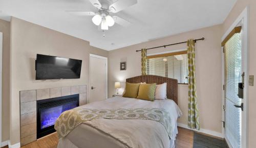 Queen Room