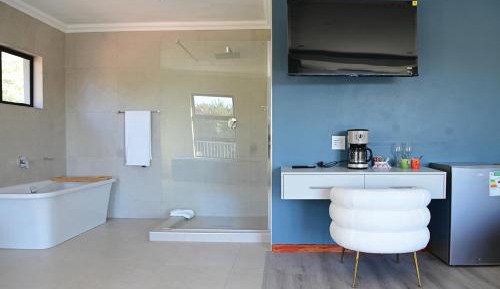 King Room with Balcony