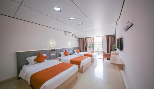 Triple Room with Mountain View