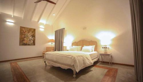 King Suite with Balcony