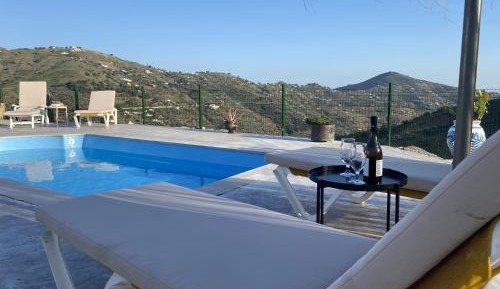 Three-Bedroom Superior Apartment