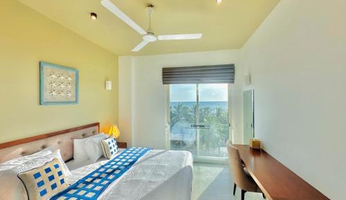 Deluxe Double Room with Sea View