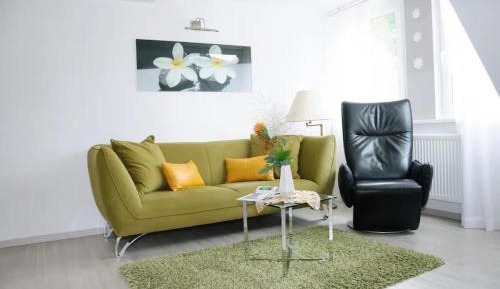 Superior One-Bedroom Apartment