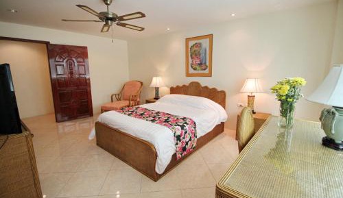 One-Bedroom Balcony Apartment With Spa Bath