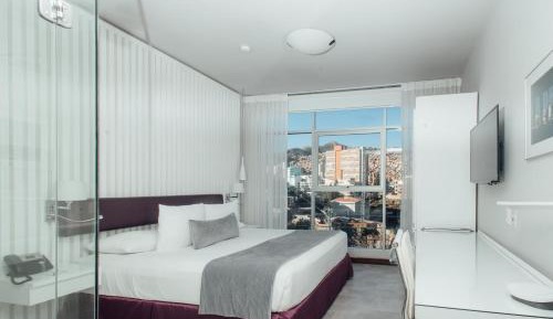 Premium King Room with City Views
