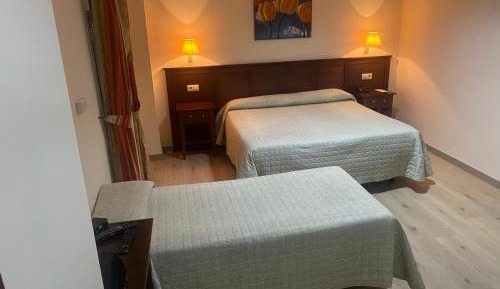 Basic Triple Room
