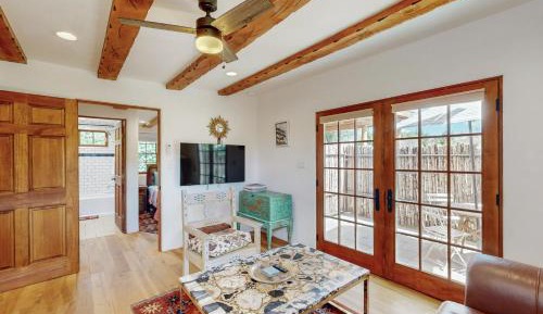 one bedroom holiday home