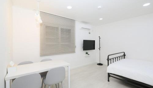 Double Room 2