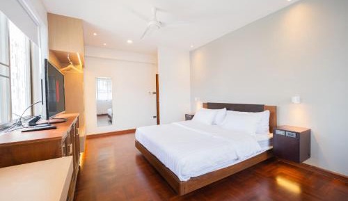 Two-Bedroom Apartment with City View