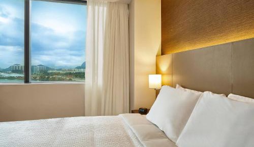 Queen Studio Apartment