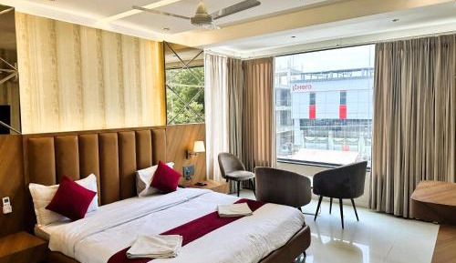 Superior King Room
