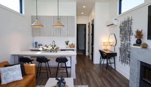 One-Bedroom Cottage