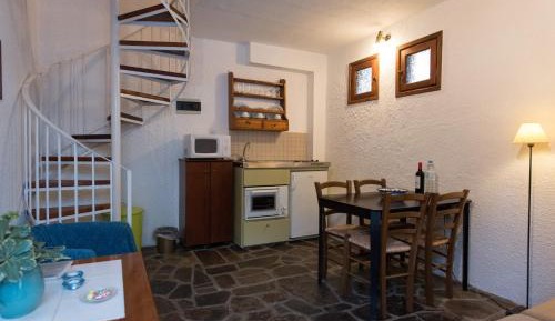 One-Bedroom Apartment - Split Level