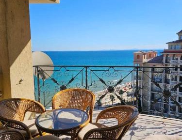 Apartment with Sea View