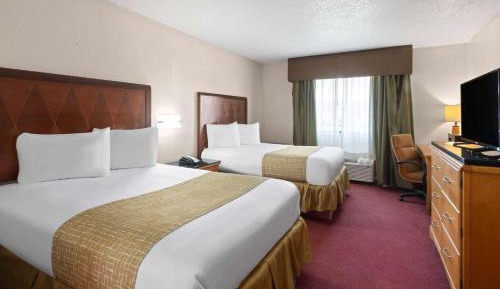 Double Room with Two Double Beds - Non-Smoking