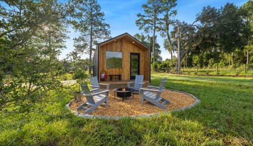 Cabin 1 (Pet Friendly)