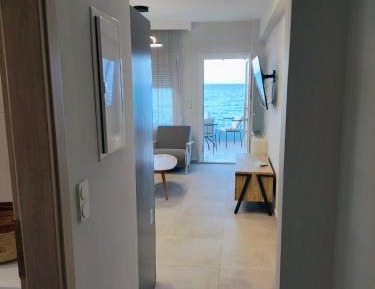 One-Bedroom Deluxe Apartment