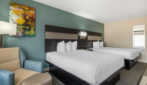 Queen Room with Two Queen Beds - Non-Smoking