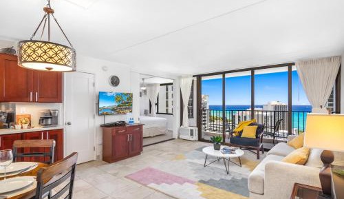 One-Bedroom Apartment with Sea View