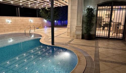 One-Bedroom Villa